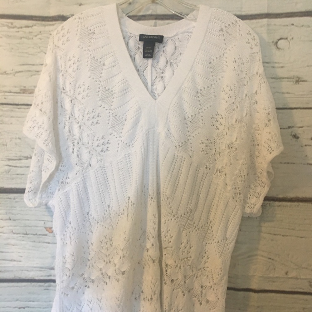 Lane Bryant sz 22/24 Light crochet style top